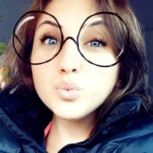 Meet your Posher, Destiny